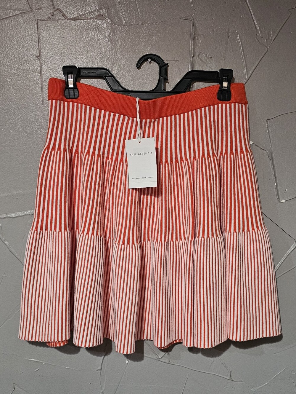 Red/DarkOrange Striped Knit Tiered Skirt